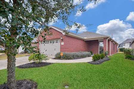 2843 Cone Flower Dr Richmond, TX 77469