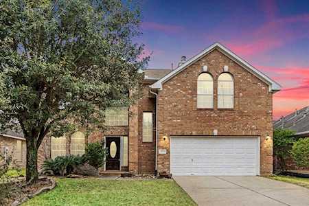 12718 Friar Village Dr Tomball, TX 77377