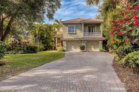 5222 Avenida Del Mare Sarasota, FL 34242