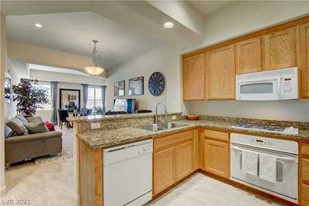 32 E Serene Ave #104 Las Vegas, NV 89123