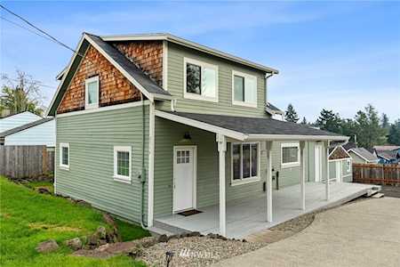2314 Trenton Ave NE Bremerton, WA 98310