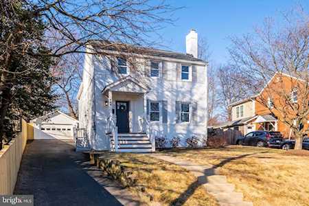 866 Livingston St N Arlington, VA 22205