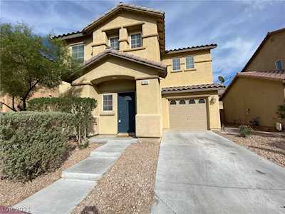 8324 Bismark Sapphire St Las Vegas, NV 89139