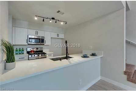 7560 Ortega Spring Ave Las Vegas, NV 89128