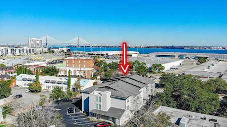 259 E Bay St Charleston, SC 29401