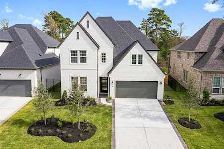 70 Madrone Terrace Place The Woodlands, TX 77375