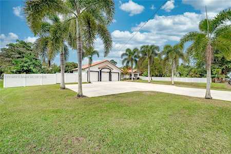 5001 SW 196th Ln Southwest Ranches, FL 33332