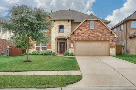 159 Quail Meadow Dr Conroe, TX 77384
