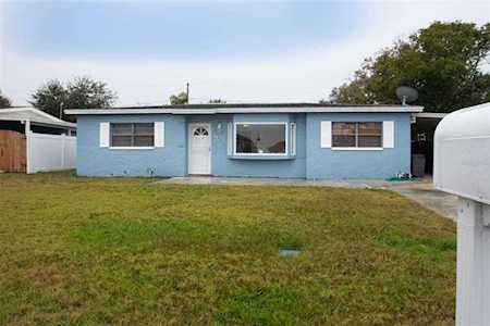 740 Loquat Dr Tarpon Springs, FL 34689