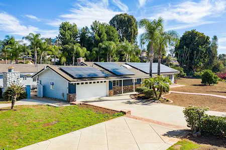 11801 Valle Vista Lakeside, CA 92040