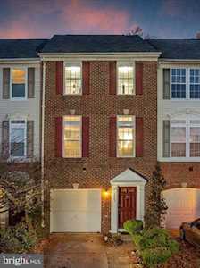 2963 Huntington Grove Square Alexandria, VA 22306