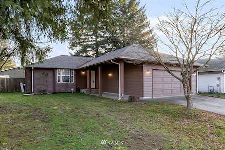 126 Lippert Dr W Port Orchard, WA 98366