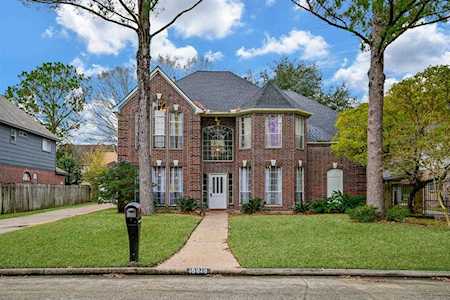 15219 Ripplewind Ln Houston, TX 77068