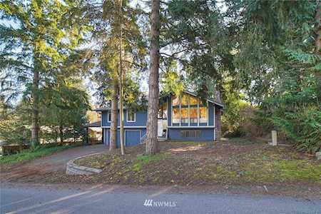3315 NE Arrowhead Dr Bremerton, WA 98311