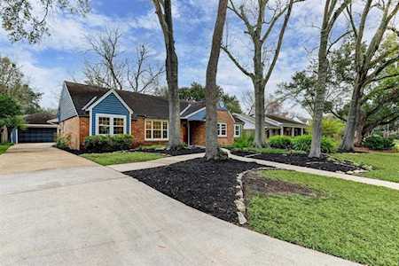 226 Driftwood Dr Seabrook, TX 77586