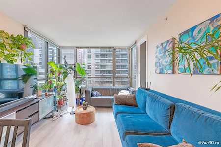 1367 Alberni Street #301 Vancouver, BC V6E 4R9