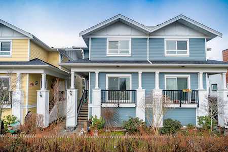 1130 Ewen Avenue #28 New Westminster, BC V3M 5E4