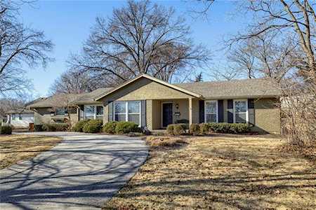 10309 Overbrook Rd Leawood, KS 66206