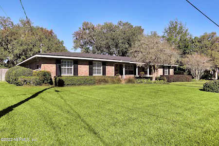 2303 Miller Oaks Dr Jacksonville, FL 32217