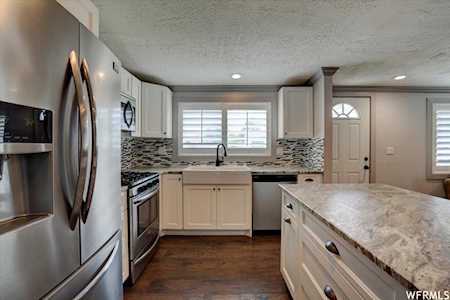 3238 W Rushton Ln S Taylorsville, UT 84129