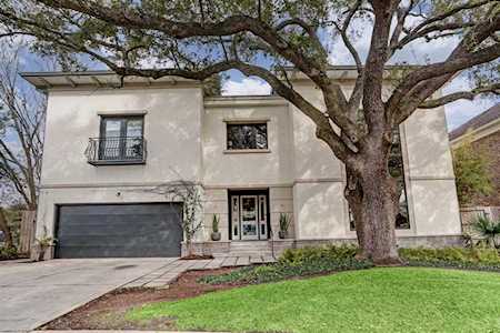 4516 Valerie St Bellaire, TX 77401