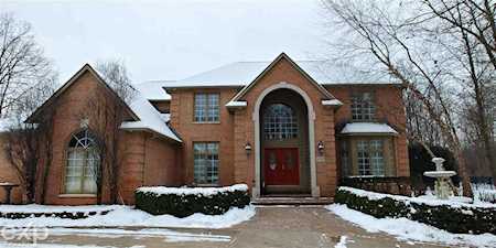 30185 Helmandale Dr Franklin, MI 48025