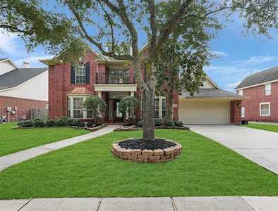 6326 Goodlowe Park Sugar Land, TX 77479