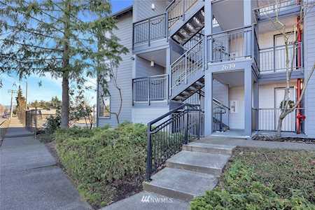 2619 NE 4th St #111 Renton, WA 98056