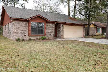 1525 Kingfisher Ln Jacksonville, FL 32218