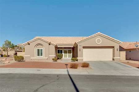10736 Shackleton Dr Las Vegas, NV 89134
