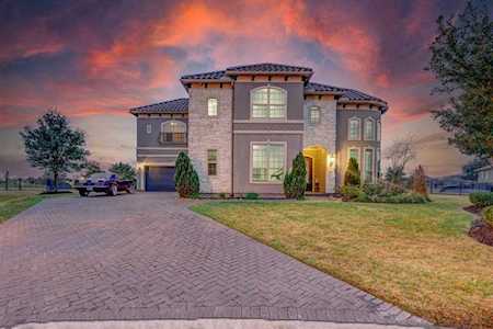 10203 Grape Creek Grove Ln Cypress, TX 77433