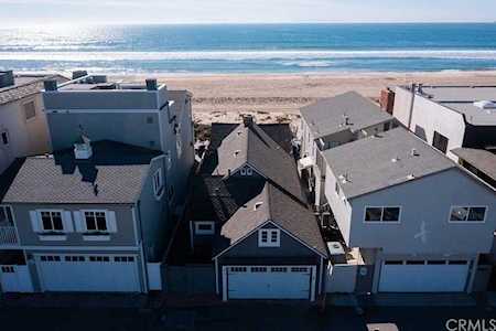 16515 S Pacific Ave Sunset Beach, CA 90742