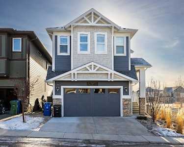51 Cranbrook Hill SE Calgary, AB T3M 2K8