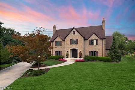 2090 Lands End Ln Westlake, OH 44145