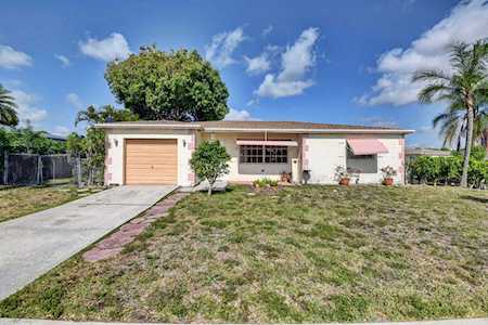 21525 Crozier Avenue Boca Raton, FL 33428