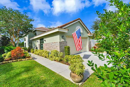 240 Sherwood Forest Drive Delray Beach, FL 33445