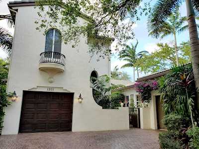 1201 Merlot Drive Palm Beach Gardens, FL 33410