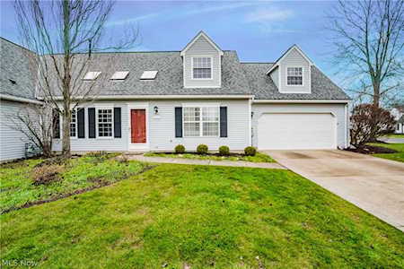 14448 Settlers Way #103 Strongsville, OH 44136