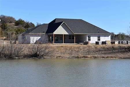 324 Glade Valley Road Azle, TX 76020