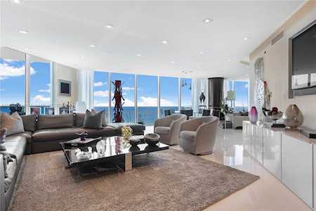 2711 S Ocean Dr #2902 Hollywood, FL 33019
