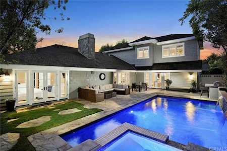 1906 Holiday Rd Newport Beach, CA 92660