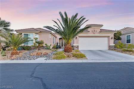 4990 Vincitor St Las Vegas, NV 89135