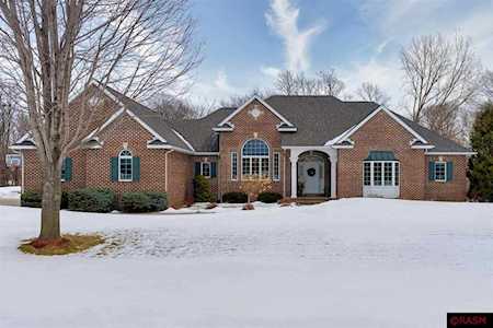 141 Kestrel Dr Mankato, MN 56001