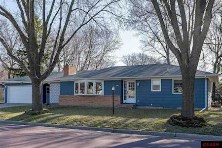 107 Marion Ln Mankato, MN 56001