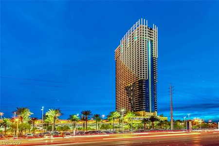 4381 W Flamingo Rd #17-301 Las Vegas, NV 89103