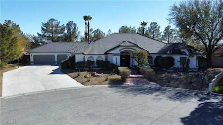 7451 Darby Ave Las Vegas, NV 89117