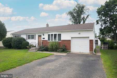 34 Fenway Rd Trenton, NJ 08620