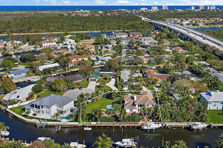 14063 Port Circle Palm Beach Gardens, FL 33410