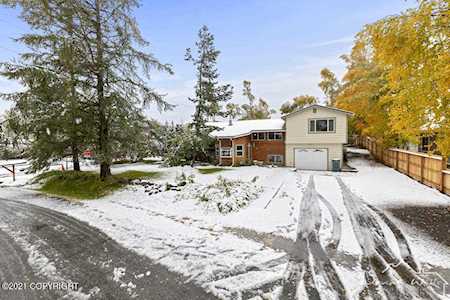 7636 Adobe Drive Anchorage, AK 99507