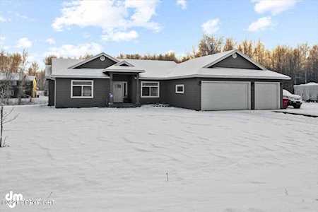 7698 E Sandstone Drive Wasilla, AK 99654